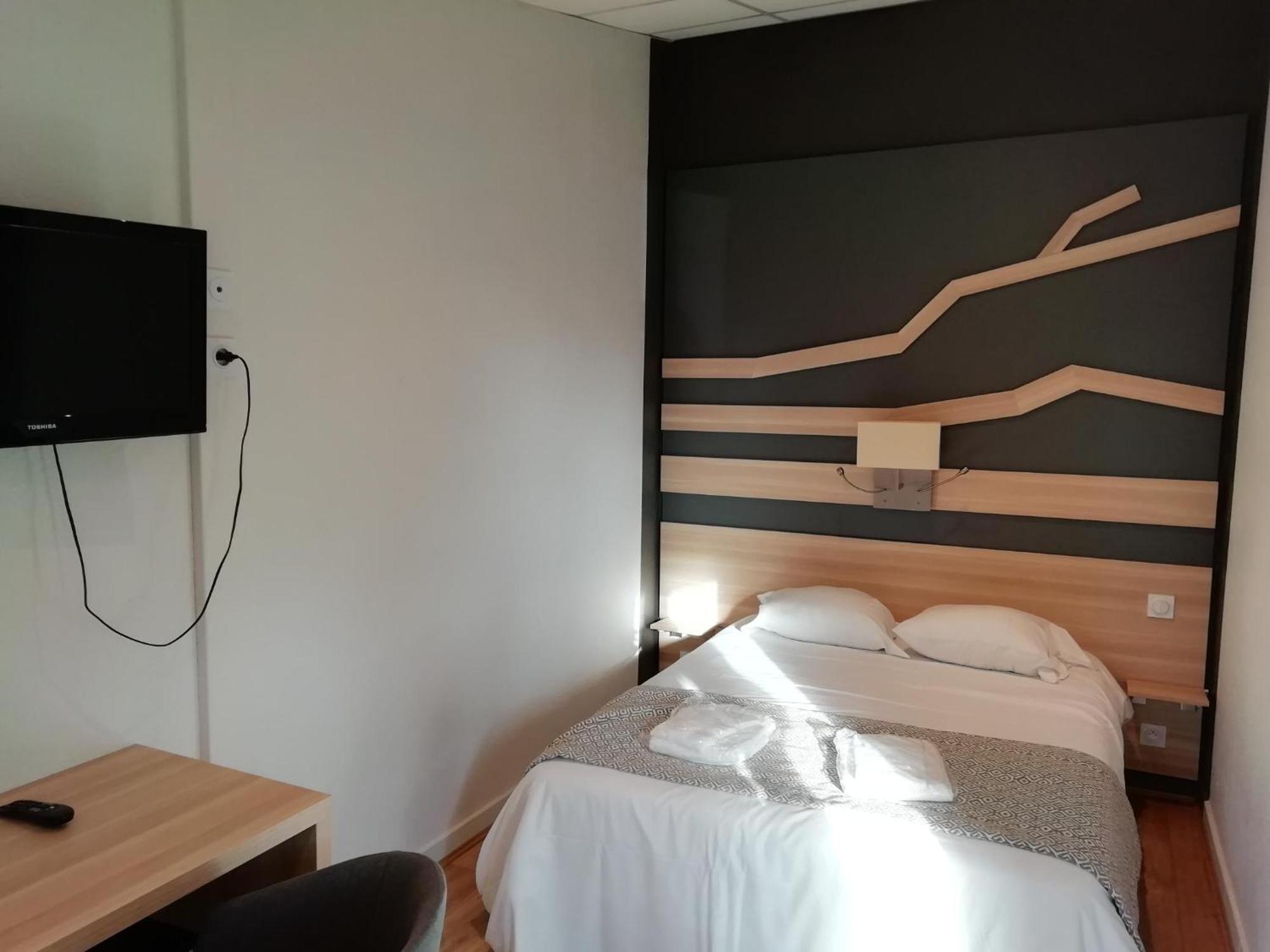 Vvf Aveyron Najac Hotel Buitenkant foto
